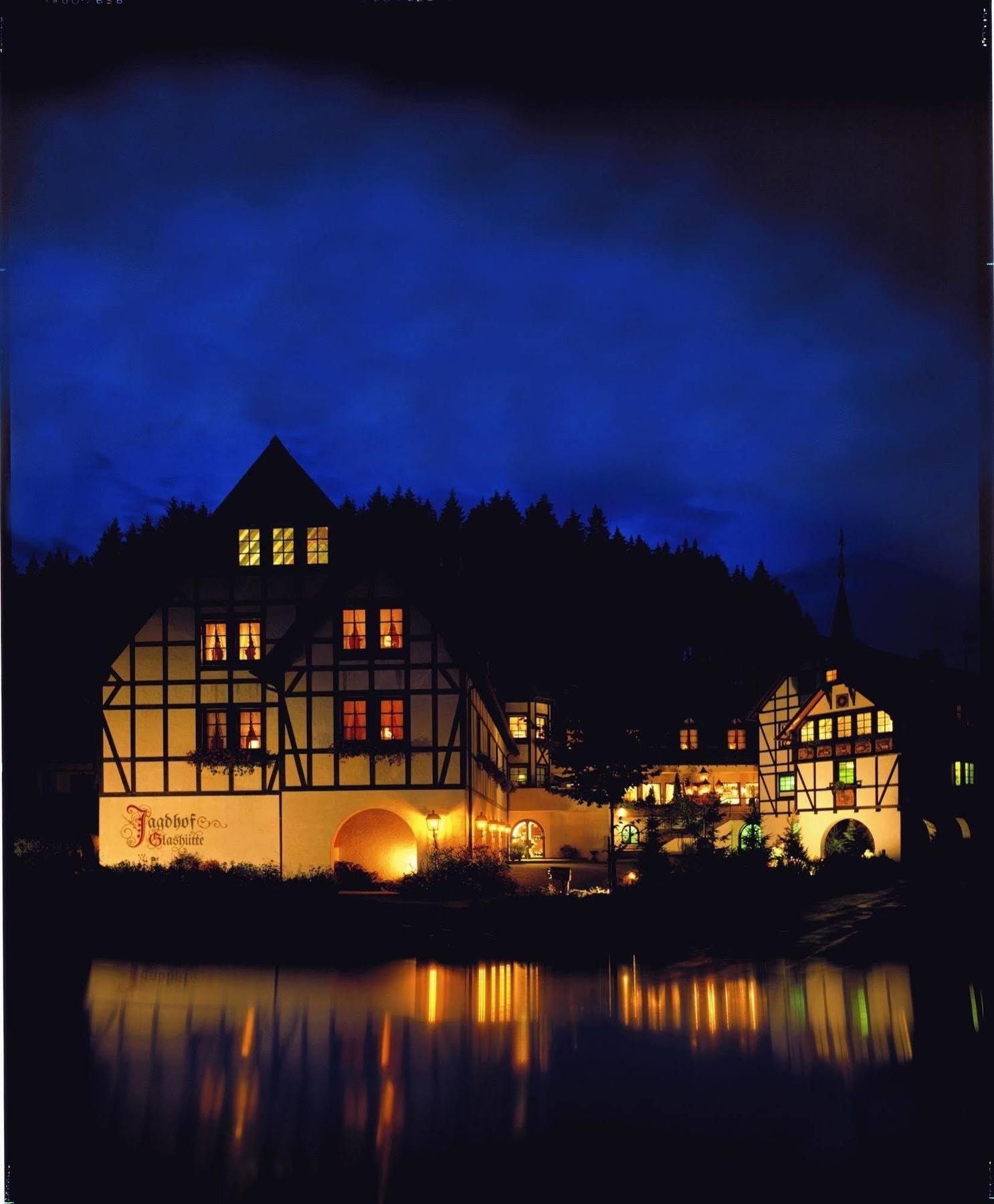 Relais & Chateaux Jagdhof Glashuette 바트라아스페 외부 사진